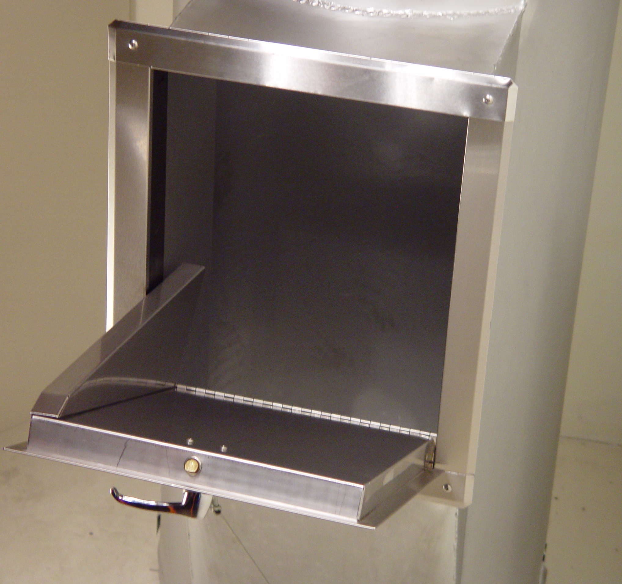 Compactor & Chute Cleaning